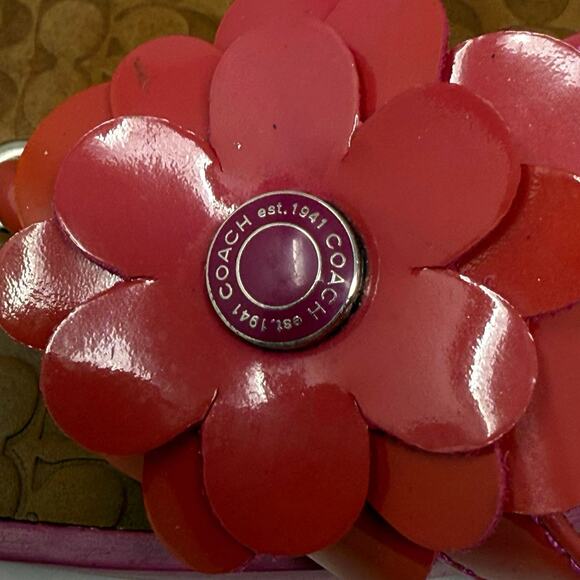 Coach Lindy Pink Flower Flip-Flop Sandals Women’s US 9 – Gently Used - Picture 4 of 5